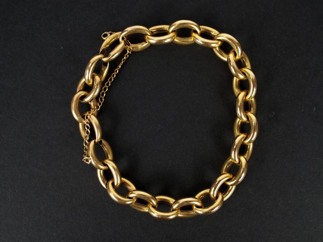 Bracelet en or jaune en maillons.  Poids: 24,4gr