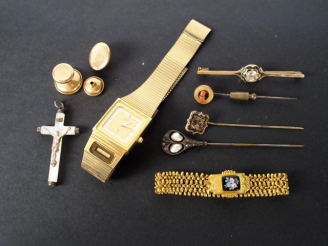 Vente aux enchères Bracelet Napoléon III, 3 épingles à chapeau, croix en nacre, boutons d