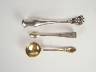 Vente aux enchères Pince à sucre en argent poinçon Minerve, pince à sucre en argent étran