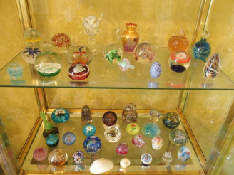 Vente aux enchères 8 sulfures et de boules presse papiers