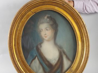 Vente aux enchères Ecole française fin XVIII ème, 'Portrait de Madame de Vermanton'. Past