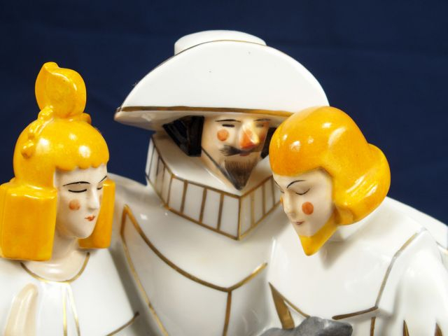 ROBJ. Veilleuse "Cyrano, Roxane et Christian ". Hommage à l'auteur Coq