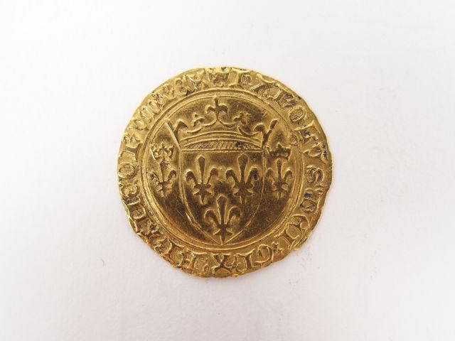 Ecu neuf de Charles VII. Toulouse. D. 511 Frotté sinon TTB Poids: 3,47