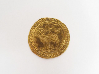 Vente aux enchères Ecu d'or de Jean II Le Bon: mouton d'or. D. 291 Traces sur la tranche 