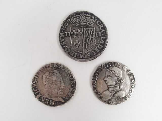 Trois pièces argent : -Henri II Teston1561-Toulouse, -Charles IX Testo