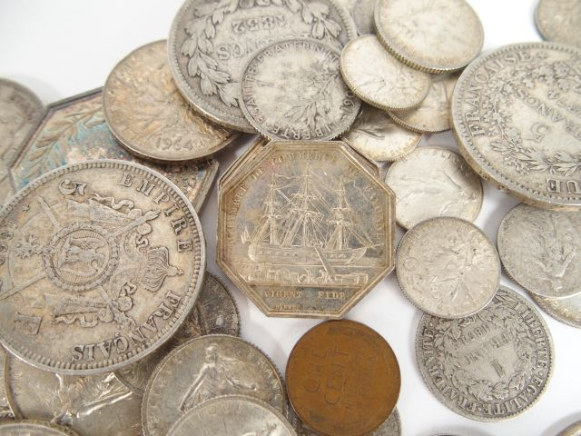Collections de pièces, jetons ou médailles en argent. Poids: 700gr env