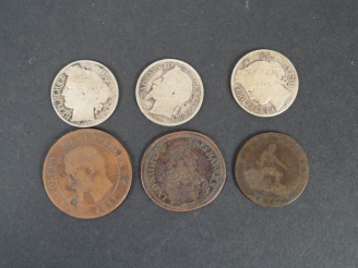 Vente aux enchères Lot de 6 pièces antiques en argent, bronze ou métal.