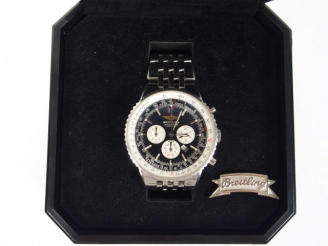 Vente aux enchères BREITLING. Montre homme "Navitimer Heritage", mouvement automatique, c