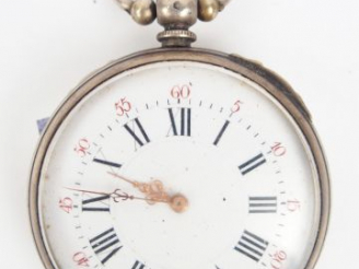 Vente aux enchères Montre de gousset en argent, cadran émail. 74,4gr tel