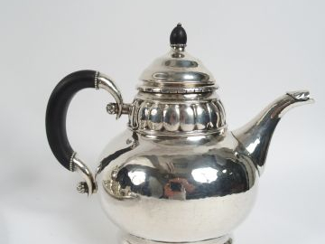 GEORG JENSEN. Service à café et à thé en argent comprenant 4 pièces de