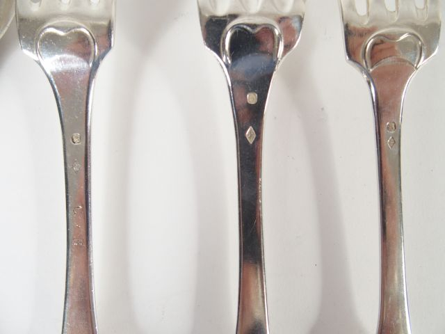 Suite de 6 cuillères en argent, poinçon Minerve, modèle uniplat monogr