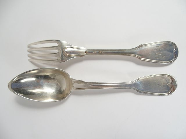 Suite de 5 couverts en argent, poinçon Vieillard, modèle à filet monog