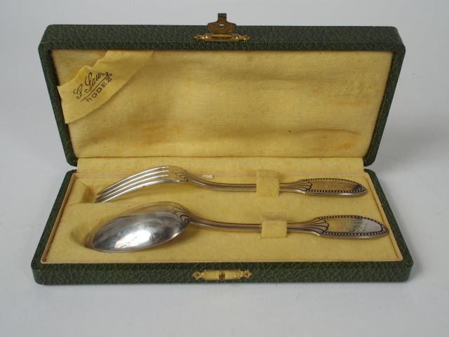 Couvert d'enfant en argent, poinçon Minerve, à décor de palmettes styl