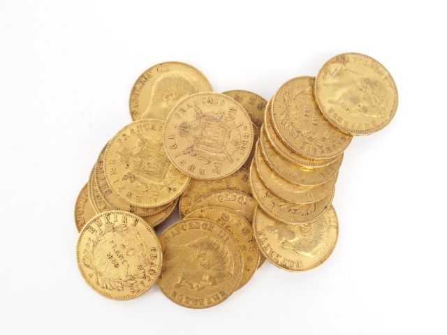22 pièces de 20 Francs or, Napoléon III, 10 tête laurée et 12 tête nue