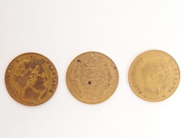 3 pièces de 10 Francs or: Napoléon III tête nue 1859-A, Marianne 1850-