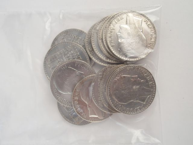 14 pièces de 10 Francs argent, Turin. Poids: 139gr environ