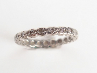 Vente aux enchères Alliance américaine ornée de petites roses. TDD 58. Poids tel : 3,7 g