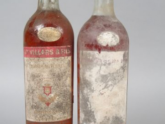 Vente aux enchères 2 BOUTEILLES - HAUT SAUTERNES VILLARS - 1934 - 2 LB/1 PRESUMEE