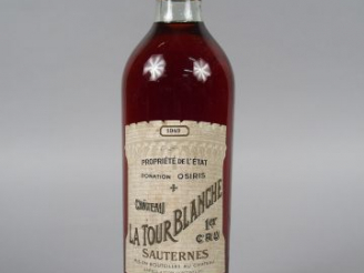 Vente aux enchères 1 BOUTEILLE - CHÂTEAU LA TOUR BLANCHE 1ER CC SAUTERNES - 1949