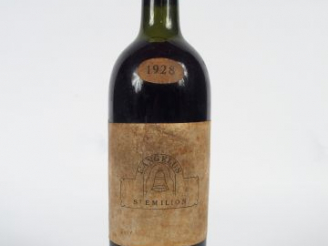 Vente aux enchères 1 BOUTEILLE - CHÂTEAU L'ANGELUS - 1928 - HEP/CAPS NEUTRE