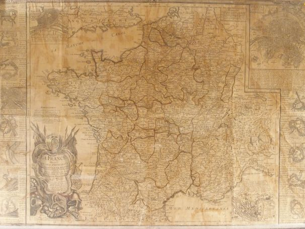 Gravure XVIIIe " La France et ses gouvernements " (mouillures). 51 x 7