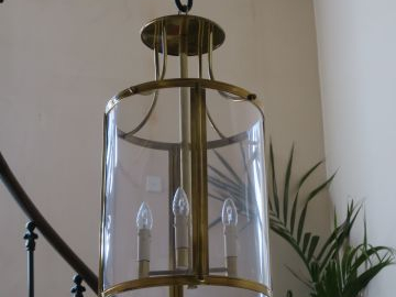 Grande lanterne de vestibule éclairant à quatre lumières