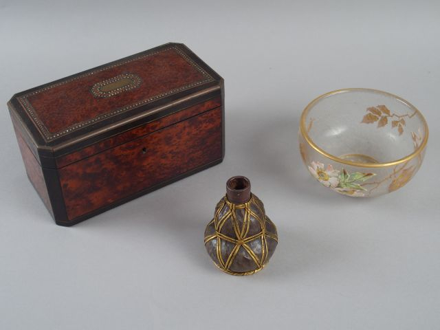 Boite à thé Napoléon III en marqueterie Boulle, vase 1900 en grés, mon