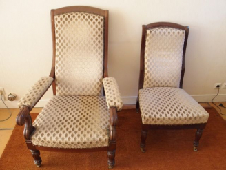 Vente aux enchères Mobilier de salon Napoléon III en acajou et placage d'acajou, comprena