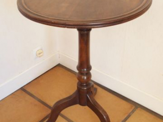 Vente aux enchères Guéridon tripode XIXème en acajou