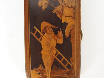 Etui à cigarettes XIXème en marqueterie, à décor d'Arlequin et de Pier