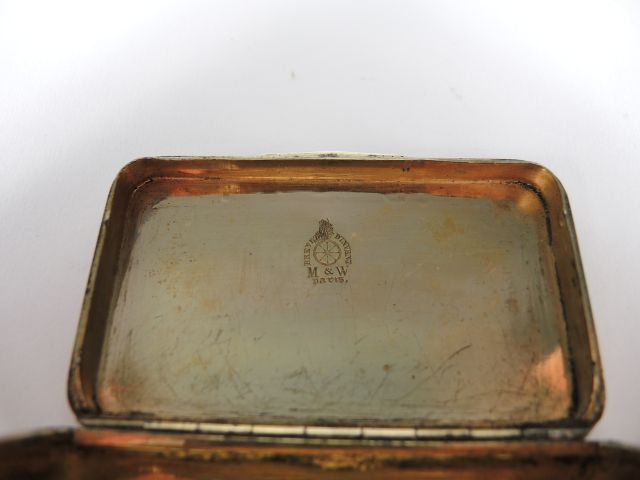 Tabatière anglaise XIXème en argent niellé à décor de pur sang arabe s