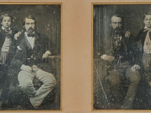 Deux daguerréotypes dans un même encadrement 'Deux portraits d'Henri d