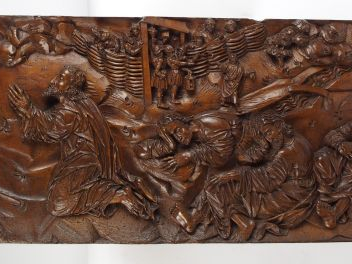 Bas relief XVe - XVIe en noyer sculpté « Le Christ au jardin des olivi