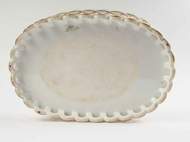 Partie de Service de table Napoléon III en porcelaine de Paris, à déco