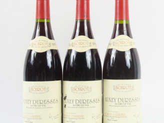 Vente aux enchères 3 BOUTEILLES AUXEY DURESSES 1er CRU 'LE VAL' A. NOIROT CARRIÈRE - 1994