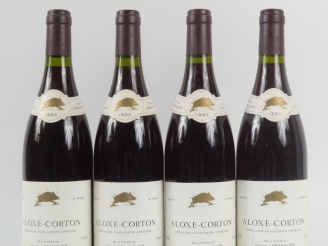 Vente aux enchères 4 BOUTEILLES ALOXE CORTON LOUIS LESANGLIER - 1995