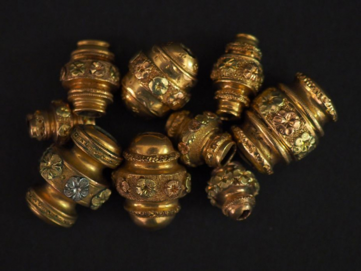 9 coulants Napoléon III en or.  Poids : 17,15 g   