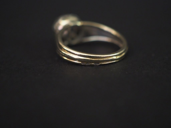 Bague solitaire en or blanc de 0,6 cts environ. TDD. 51 Poids tel : 4 