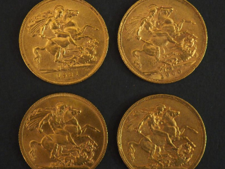 Vente aux enchères 4 souverains or 1931, 1911, 1900, 1893 Poids : 31,80 g FRAIS ACHETEUR 