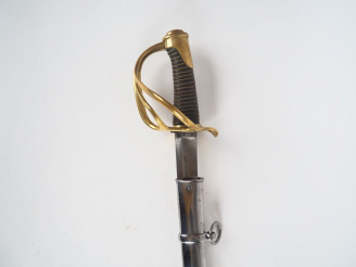 Vente aux enchères Sabre de cavalerie français « bancal » troupe modèle 1822. Lame courbe