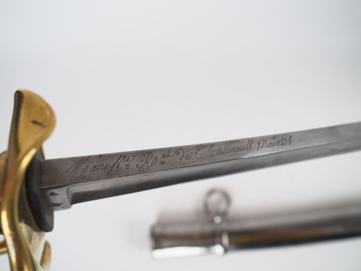 Sabre de cavalerie français « bancal » troupe modèle 1822. Lame courbe