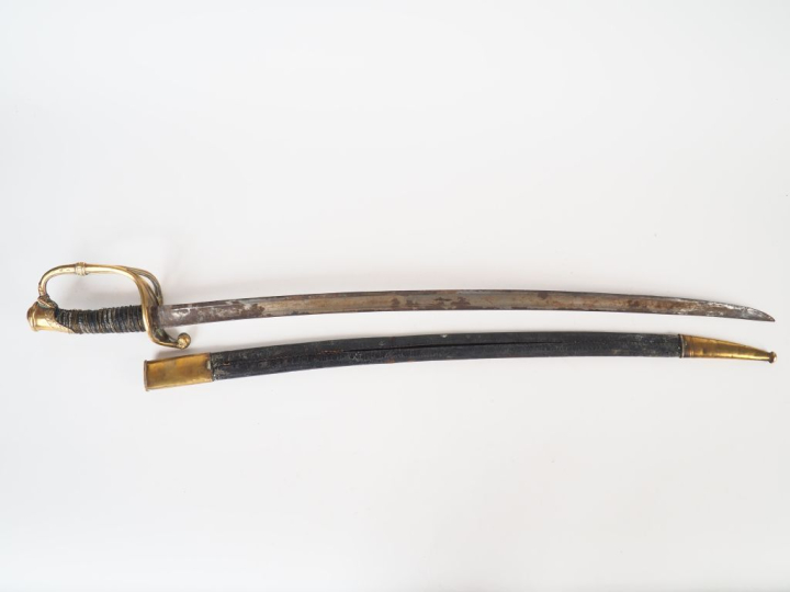 Sabre d’officier d’infanterie modèle 1821 lame courbe à gorge et dos b