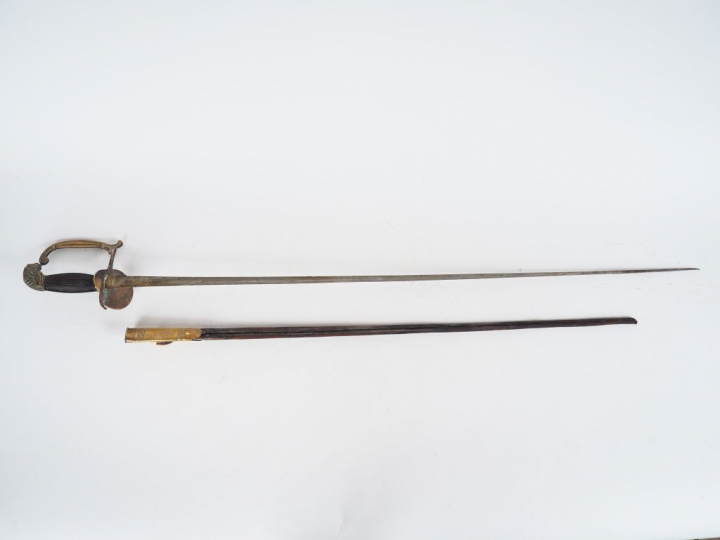 Epée de société, lame triangulaire à trois pans creux pas de marquages