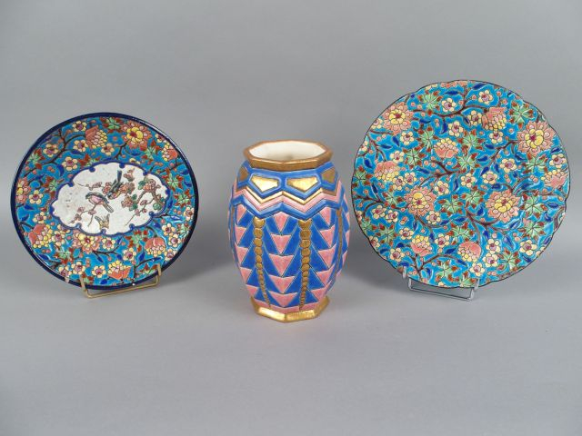 Coupe sur talon et jatte ronde en émaux polychromes de Longwy (petites