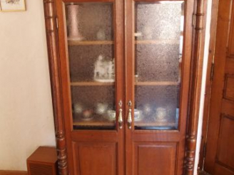 Vente aux enchères Vitrine de style Henri II en chêne
