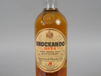 Vente aux enchères 1 BOUTEILLE WHISKY KNOCKANDO 43 ° - 1974