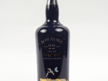 1 BOUTEILLE BOWMORE CERAMIC 22 ANS 43°
