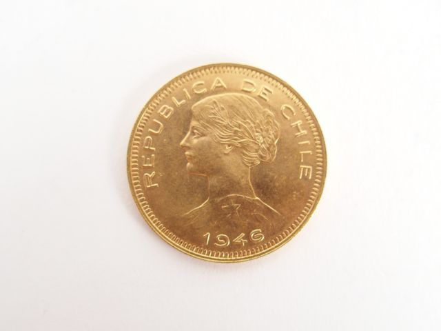 Pièce de 100 Pesos or, Republica de Chile 1946. Poids: 20,3gr
