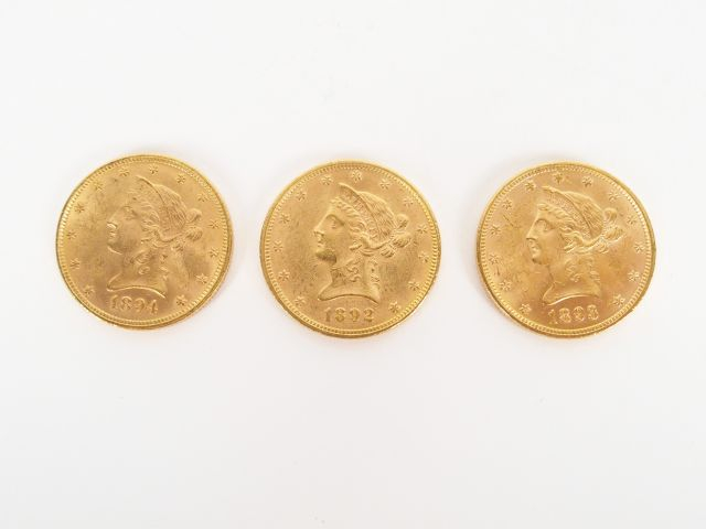 3 pièces de 10 Dollars or, Liberty Head, 1892,1893 et 1894. Poids: 50,