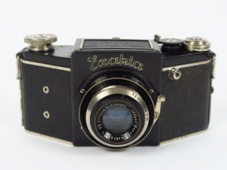 Vente aux enchères Ihagée : Exakta 4x6 version 4,1 objectif Exakta 3,5/7,5cm  Cond : Bel 